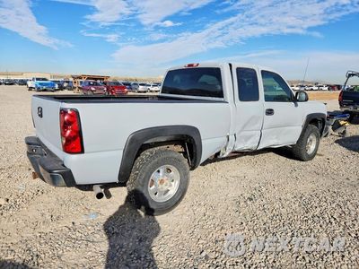 Trzecie zdjęcie samochodu z tyłu: 2003 CHEVROLET SILVERADO K1500 VIN:2GCEK19T231150672 - miniatura