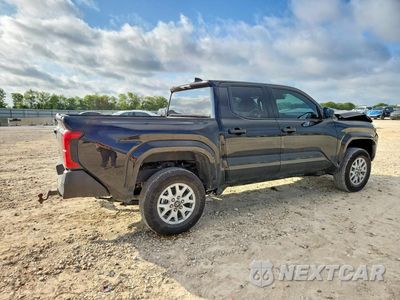 Trzecie zdjęcie samochodu z tyłu: 2026 TOYOTA TACOMA SR VIN:3TYKD5HNXTT044183 - miniatura