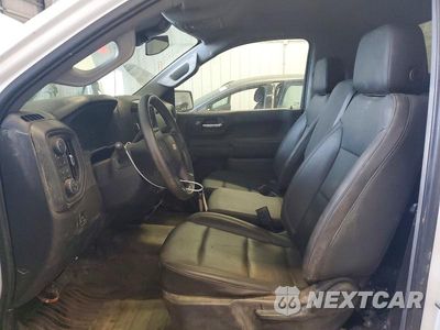Zdjęcie 7 z 12 samochodu: 2024 CHEVROLET SILVERADO K1500 VIN:3GCNDAED8RG309011 - miniatura