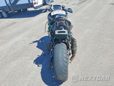 Czwarte zdjęcie samochodu z boku: 2020 KAWASAKI ZR1000 K VIN:JKAZRCK14LA002444 - miniatura