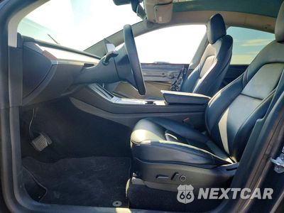 Zdjęcie 7 z 13 samochodu: 2022 TESLA MODEL Y VIN:7SAYGAEE8NF420335 - miniatura