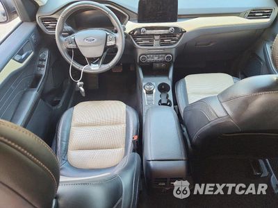Zdjęcie 8 z 13 samochodu: 2021 FORD ESCAPE TITANIUM VIN:1FMCU9DZ1MUA36790 - miniatura