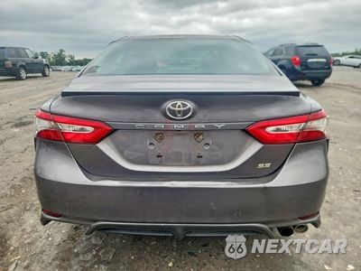 Zdjęcie 6 z 12 samochodu: 2019 TOYOTA CAMRY L VIN:4T1B11HK6KU771703 - miniatura
