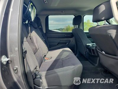 Zdjęcie 10 z 12 samochodu: 2023 TOYOTA TUNDRA SR VIN:5TFKB5DB9PX076619 - miniatura