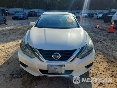 Piąte zdjęcie samochodu w środku: 2018 NISSAN ALTIMA 2.5 SR VIN:1N4AL3AP4JC106935 - miniatura