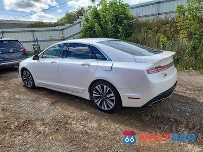 Drugie zdjęcie samochodu z przodu: 2017 LINCOLN MKZ RESERVE VIN:3LN6L5F95HR622654 - miniatura