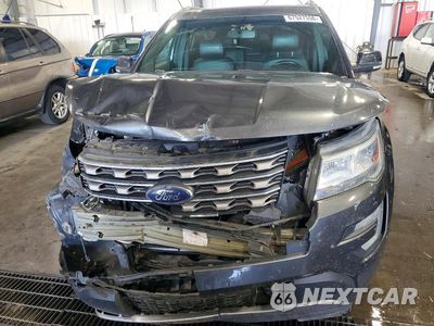 Piąte zdjęcie samochodu w środku: 2017 FORD EXPLORER XLT VIN:1FM5K8D81HGB82479 - miniatura