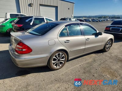 Trzecie zdjęcie samochodu z tyłu: 2006 MERCEDES-BENZ E-CLASS 320 VIN:WDBUF26JX6A825069 - miniatura