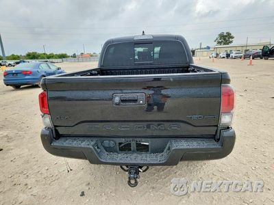 Zdjęcie 6 z 13 samochodu: 2022 TOYOTA TACOMA TRD PRO VIN:3TYCZ5AN7NT067973 - miniatura