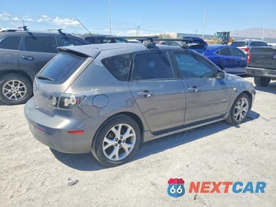 Trzecie zdjęcie samochodu z tyłu: 2007 MAZDA 3 HATCHBACK VIN:JM1BK344471765735 - miniatura