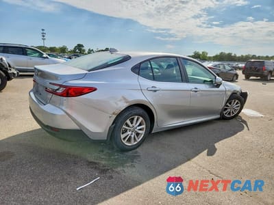 Trzecie zdjęcie samochodu z tyłu: 2026 TOYOTA CAMRY LE VIN:4T1DBADK6TU558960 - miniatura