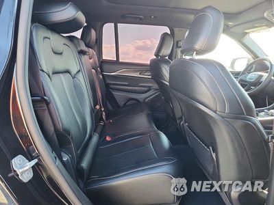 Zdjęcie 11 z 13 samochodu: 2025 JEEP GRAND CHEROKEE LIMITED VIN:1C4RJHBG3SC271486 - miniatura