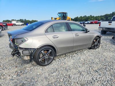 Trzecie zdjęcie samochodu z tyłu: 2020 MERCEDES-BENZ A 220 VIN:W1K3G4EB9LJ225015 - miniatura