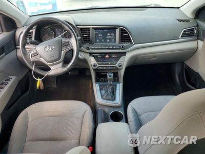 Zdjęcie 8 z 12 samochodu: 2017 HYUNDAI ELANTRA SE VIN:5NPD84LF0HH099564 - miniatura