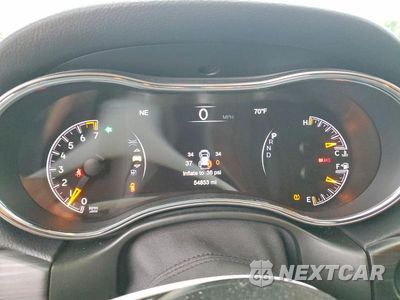 Zdjęcie 9 z 13 samochodu: 2021 JEEP GRAND CHEROKEE LIMITED VIN:1C4RJEBG1MC798492 - miniatura