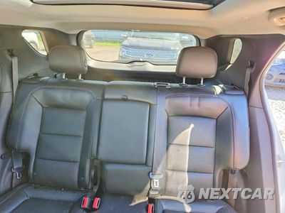 Zdjęcie 10 z 13 samochodu: 2018 CHEVROLET EQUINOX PREMIER VIN:2GNAXVEV3J6352331 - miniatura