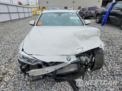 Piąte zdjęcie samochodu w środku: 2015 BMW 328 XI VIN:WBA3B3C58FF548248 - miniatura
