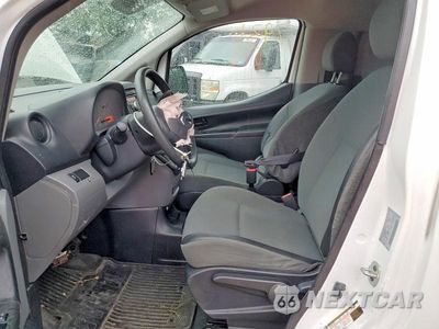 Zdjęcie 7 z 13 samochodu: 2017 NISSAN NV200 DELIVERY VAN VIN:3N6CM0KN3HK707931 - miniatura
