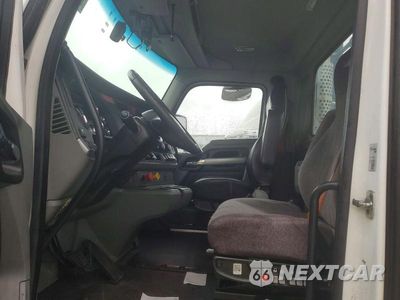 Zdjęcie 7 z 13 samochodu: 2020 KENWORTH T680 SEMI TRUCK VIN:1XKYA48X2LJ393429 - miniatura