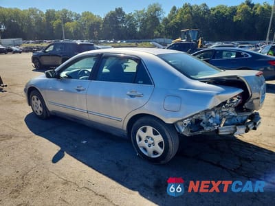 Drugie zdjęcie samochodu z przodu: 2006 HONDA ACCORD LX VIN:1HGCM56426A154741 - miniatura