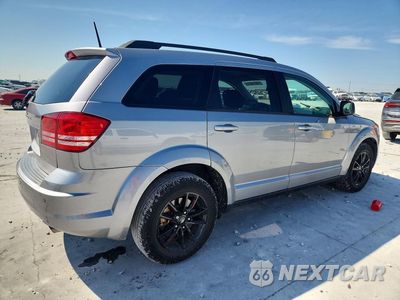 Trzecie zdjęcie samochodu z tyłu: 2020 DODGE JOURNEY SE VIN:3C4PDCAB1LT261343 - miniatura