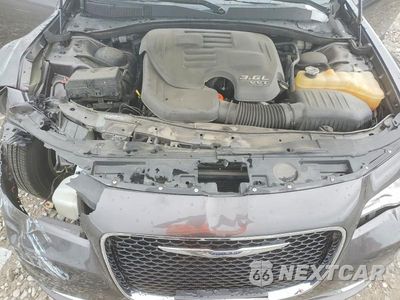 Zdjęcie 11 z 13 samochodu: 2015 CHRYSLER 300 LIMITED VIN:2C3CCAAG6FH930175 - miniatura