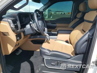 Zdjęcie 7 z 13 samochodu: 2024 FORD F350 SUPER DUTY VIN:1FT8W3DM0REE52174 - miniatura