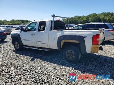Drugie zdjęcie samochodu z przodu: 2008 CHEVROLET SILVERADO K2500 HEAVY DUTY VIN:1GCHK29K18E175112 - miniatura