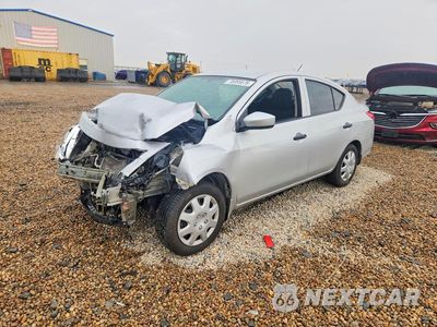 2018 NISSAN VERSA S 3N1CN7AP5JL842245 - główne zdjęcie licytacji z USA - miniatura