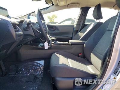 Zdjęcie 7 z 12 samochodu: 2025 TOYOTA PRIUS LE VIN:JTDACAAU3S3060102 - miniatura