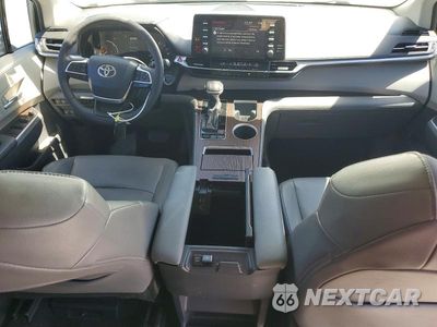 Zdjęcie 8 z 13 samochodu: 2022 TOYOTA SIENNA XLE VIN:5TDYRKEC2NS092398 - miniatura