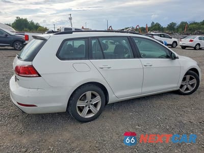 Trzecie zdjęcie samochodu z tyłu: 2019 VOLKSWAGEN GOLF SPORTWAGEN S VIN:3VW117AU9KM521324 - miniatura