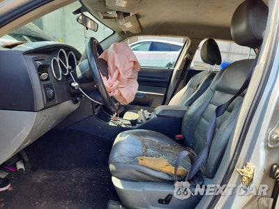 Zdjęcie 7 z 13 samochodu: 2005 DODGE MAGNUM SXT VIN:2D4FV48V75H166217 - miniatura