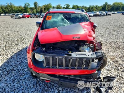 Piąte zdjęcie samochodu w środku: 2019 JEEP RENEGADE TRAILHAWK VIN:ZACNJBC14KPJ97266 - miniatura