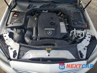 Zdjęcie 11 z 12 samochodu: 2015 MERCEDES-BENZ C 300 4MATIC VIN:55SWF4KB2FU077153 - miniatura