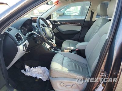 Zdjęcie 7 z 13 samochodu: 2015 AUDI Q3 PRESTIGE VIN:WA1GFCFS9FR014503 - miniatura
