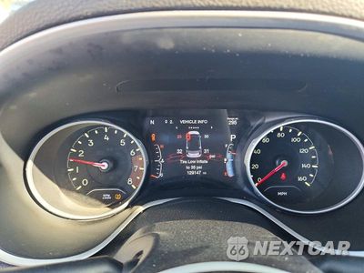 Zdjęcie 9 z 13 samochodu: 2018 JEEP COMPASS LATITUDE VIN:3C4NJDBB6JT142950 - miniatura