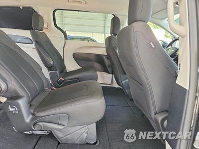 Zdjęcie 11 z 13 samochodu: 2019 CHRYSLER PACIFICA TOURING PLUS VIN:2C4RC1FG9KR657980 - miniatura