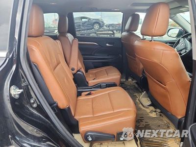 Zdjęcie 11 z 13 samochodu: 2017 TOYOTA HIGHLANDER LIMITED VIN:5TDDZRFH4HS462188 - miniatura
