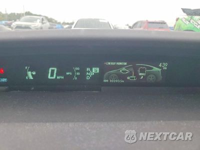 Zdjęcie 9 z 12 samochodu: 2015 TOYOTA PRIUS FOUR VIN:JTDKN3DU2F0394988 - miniatura