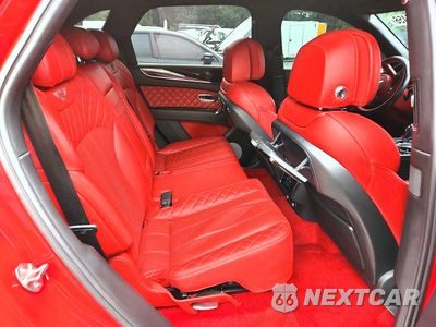 Zdjęcie 11 z 13 samochodu: 2018 BENTLEY BENTAYGA VIN:SJAAC2ZV8JC020729 - miniatura