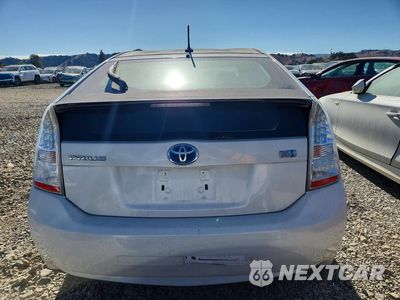 Zdjęcie 6 z 12 samochodu: 2010 TOYOTA PRIUS II VIN:JTDKN3DU2A0095042 - miniatura