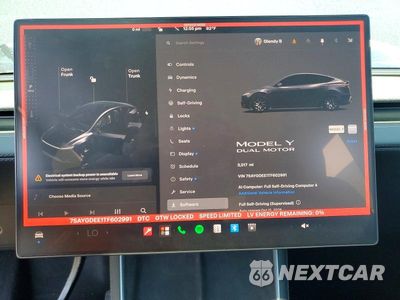 Zdjęcie 9 z 12 samochodu: 2026 TESLA MODEL Y VIN:7SAYGDEE1TF602991 - miniatura