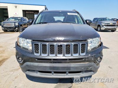 Piąte zdjęcie samochodu w środku: 2014 JEEP COMPASS SPORT VIN:1C4NJCBAXED908692 - miniatura