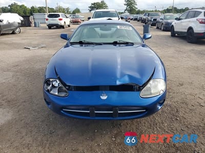 Piąte zdjęcie samochodu w środku: 1997 JAGUAR XK8 VIN:SAJGX5743VC003434 - miniatura
