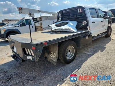 Trzecie zdjęcie samochodu z tyłu: 2023 FORD F350 SUPER DUTY VIN:1FD8W3HT0PEC87642 - miniatura