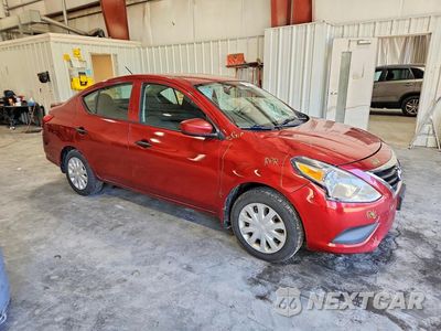 Czwarte zdjęcie samochodu z boku: 2016 NISSAN VERSA 1.6 S PLUS VIN:3N1CN7AP5GL906132 - miniatura