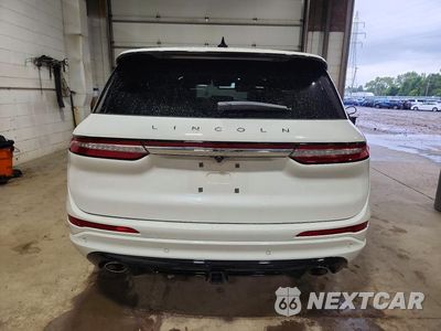 Zdjęcie 6 z 13 samochodu: 2025 LINCOLN CORSAIR RESERVE VIN:5LMCJ2DA0SUL22117 - miniatura