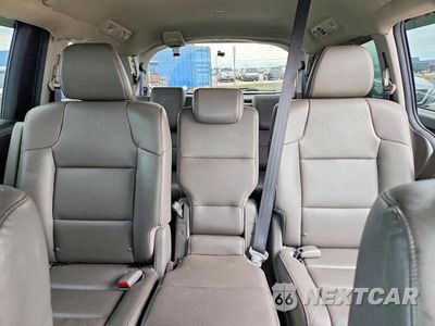 Zdjęcie 10 z 13 samochodu: 2014 HONDA ODYSSEY TOURING VIN:5FNRL5H93EB130765 - miniatura
