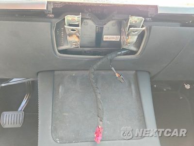 Zdjęcie 9 z 13 samochodu: 2024 TESLA MODEL Y VIN:7SAYGDEE7RF078660 - miniatura